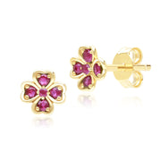 Boucles d'Oreilles Clou Trèfle Gardenia en Or Jaune 9ct avec Rubis Ronds