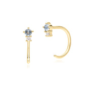 Boucles d'Oreilles Créoles Pull Through Modern Classic en Or Jaune 9 carats avec Topaze Bleue Ciel et Diamants