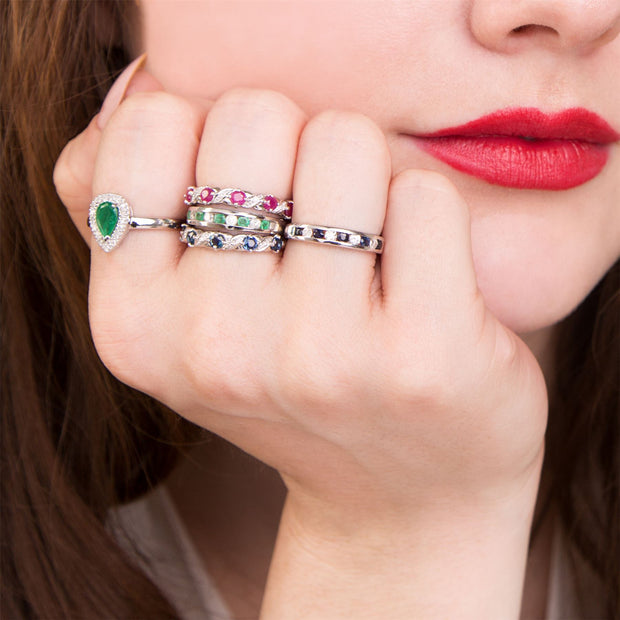 Bague Classique Or Blanc 375 Emeraude Poire et Diamand halo