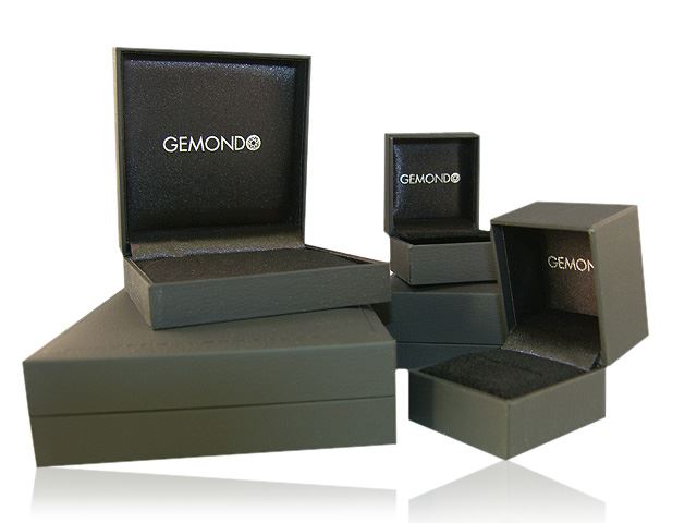 Boucles d'Oreilles Clou Onyx Noir Classique Or Jaune 375 et Ear-Jacket Fleur Diamant