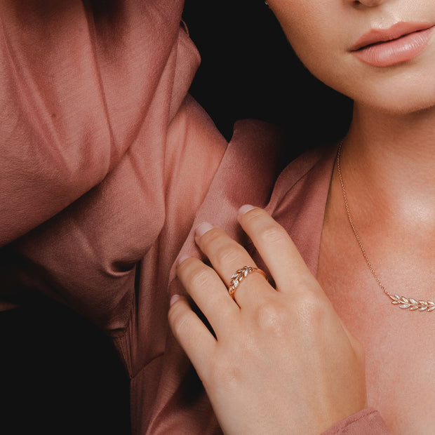 Bague et Boucles d'Oreilles Clou O Leaf Or Rose 375 Diamant